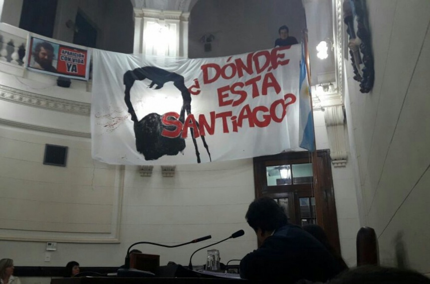 En los pagos de Santiago Maldonado, concejales de Cambiemos evitaron reclamar su aparición