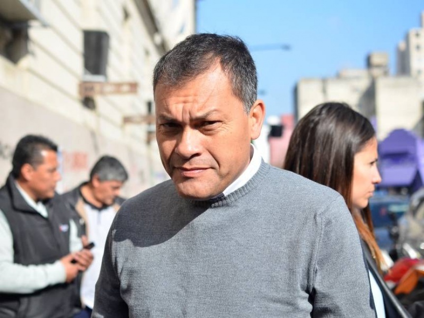 Los trabajadores le pusieron una carpa y el intendente los apoya