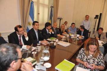 Con el Presupuesto 2018 como tema central, Provincia afronta una semana clave
