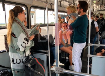 La foto del tenso encuentro casual entre Pampita, La China y Vicuña