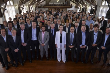 El tijeretazo: 221 cargos políticos menos, secretarías que cambian y fin a las jubilaciones de privilegio