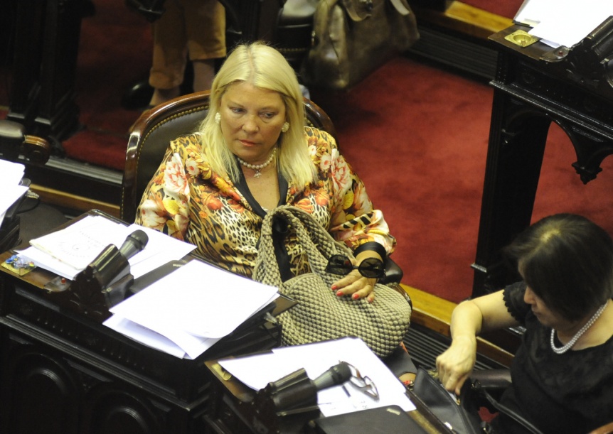Carrió pide juicio político para el juez que benefició a dos bingos que Angelici tiene en la Provincia