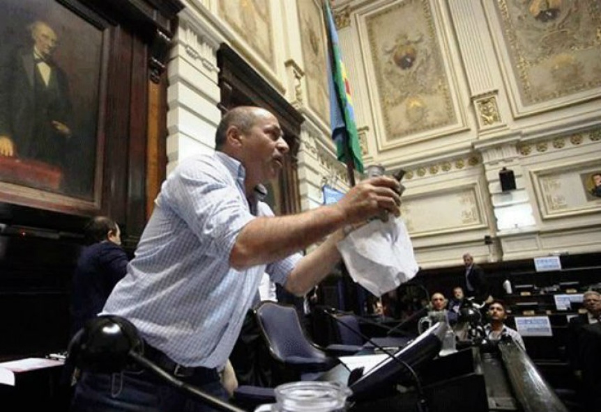Citan a indagatoria al intendente Mario Secco