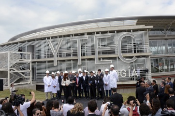 Después de las vacaciones y a un día de las paritarias docentes, Macri respaldó a Vidal