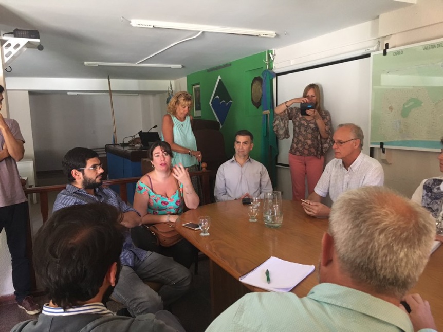 El kirchnerismo alza la guardia por los despidos de 160 trabajadores de la salud en Pinamar