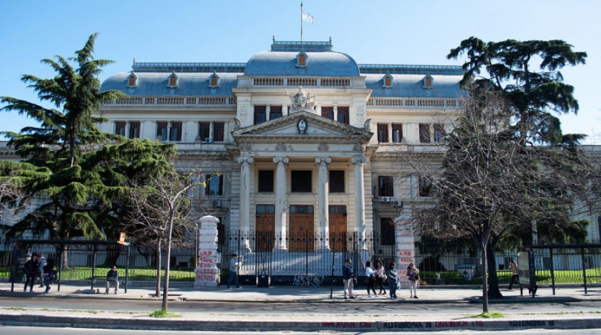 Radicales y lilitos redoblan la apuesta: quieren antinepotismo en los tres poderes del Estado