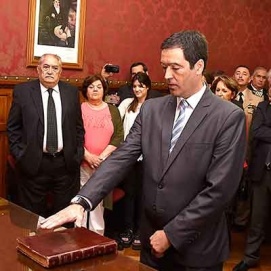 Revisan cámaras por los afiches amenazantes contra Macri