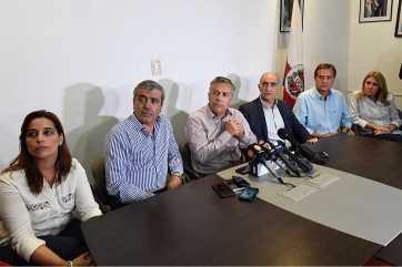 El Pro y la UCR, cara a cara: ¿Los boina blanca de la Provincia empiezan a ver como Alfonsín?