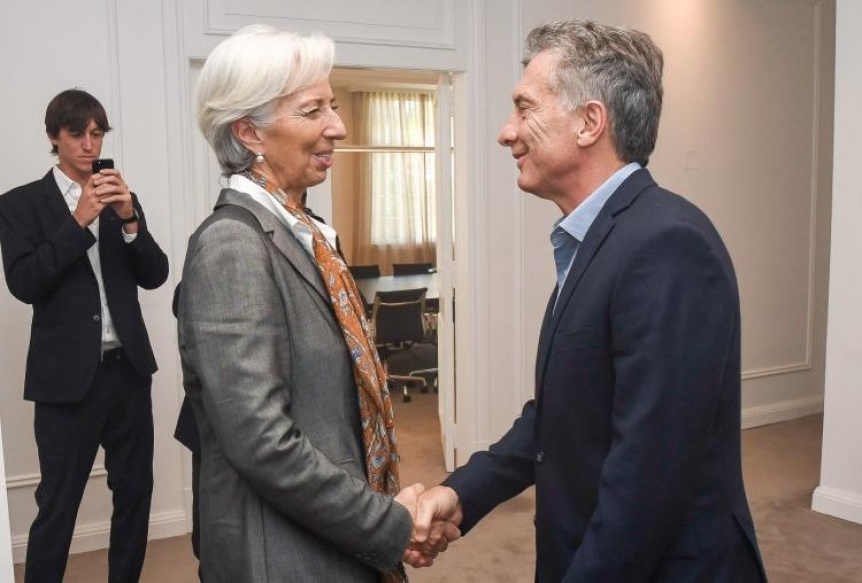 Encuesta: el acuerdo con el FMI empuja al presidente Macri a conseguir su peor imagen