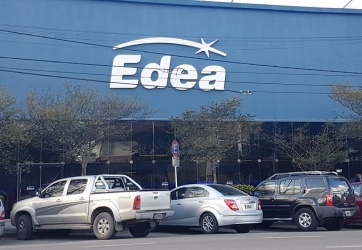 Allanan oficinas de Edelap y Edea por presunta evasión fiscal con facturas truchas