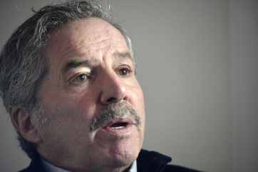 Solá: “Se necesita coraje para salir de la crisis”