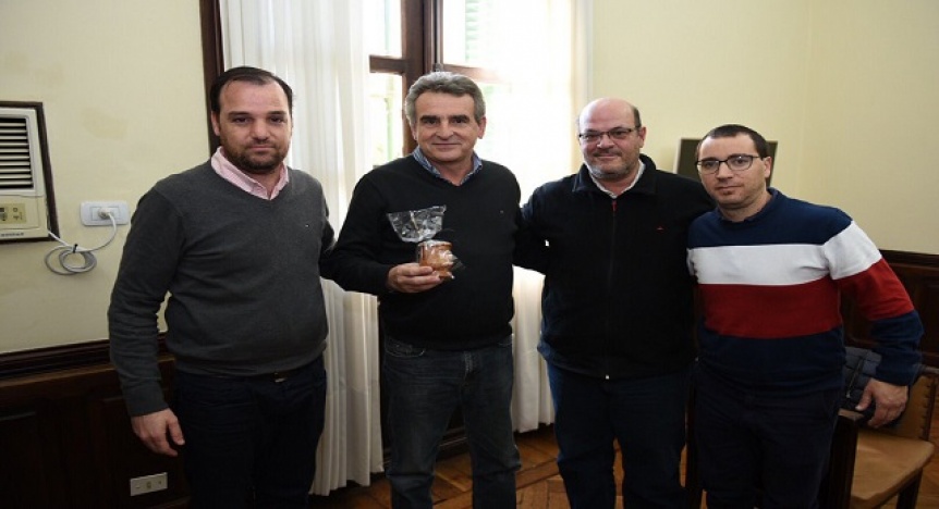 Intendente de Cambiemos recibió al Chivo...y se chivaron con él