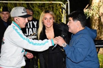 Las fotos de la noche en que Maradona le propuso matrimonio a Oliva