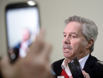 Felipe Solá toma distancia: no va al acto K en Ensenada ni al del Peronismo Federal en La Plata