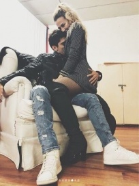 Jimena Baron y una foto caliente con Rodrigo, su novio