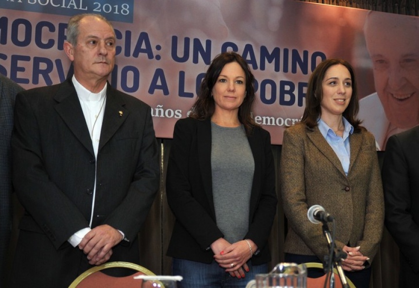 Pese a algunas críticas, Vidal se apoya en la Iglesia para contener la crisis social