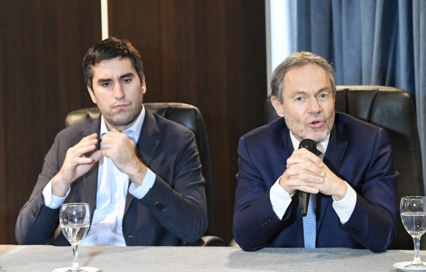 Junto a Mosca, Ferrari disertó sobre los peligros de internet en la trata de personas