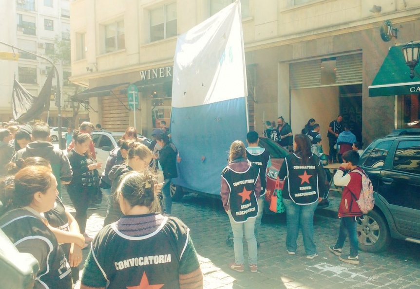 Organizaciones sociales ocuparon fundación del PRO