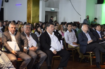 Frente a jefes comunales, Lacunza respaldó el Consenso Fiscal firmado con la Nación