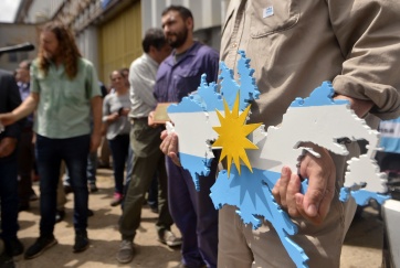 Astillero Río Santiago concretó la entrega del ARA King a la Armada