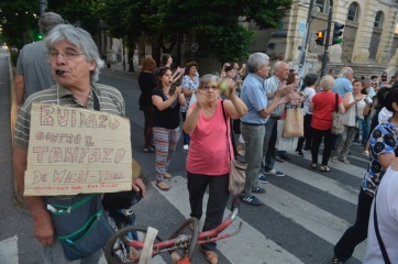 Malestar social: cacerolazos en la Provincia y en la Capital Federal contra el gobierno por el tarifazo