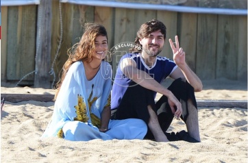 Calu Rivero: en la playa y a los arrumacos con un reconocido músico