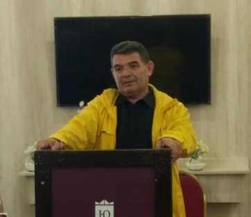 Olmedo lanzó su campaña presidencial en Mar del Plata: entre militares, Dios y la Iglesia