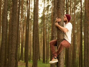 La cura para dolor de cabeza: Abrazar un árbol