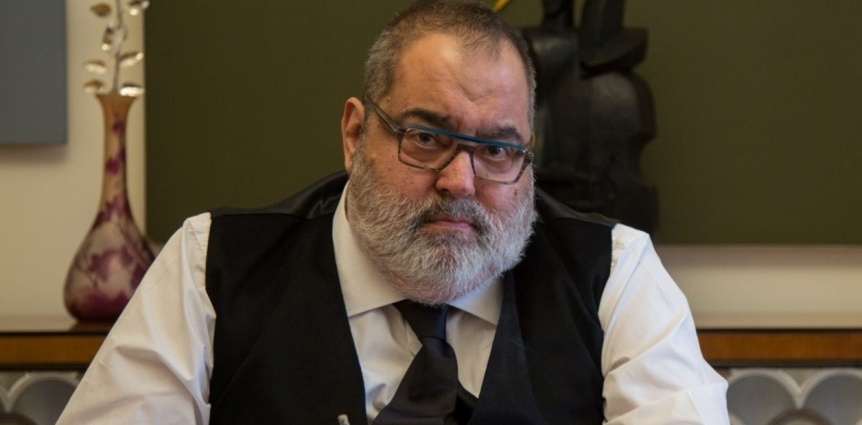 Jorge Latana continúa internado por un cuadro de gastroenteritis