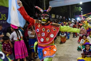 Bailaron, desfilaron, se disfrazaron y mucho más: los intendentes le sacaron jugo al carnaval 2019
