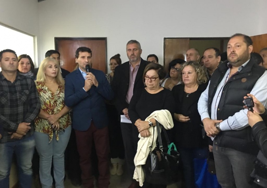 En bloque, la oposición presiona a intendente de Cambiemos con medidas anticrisis