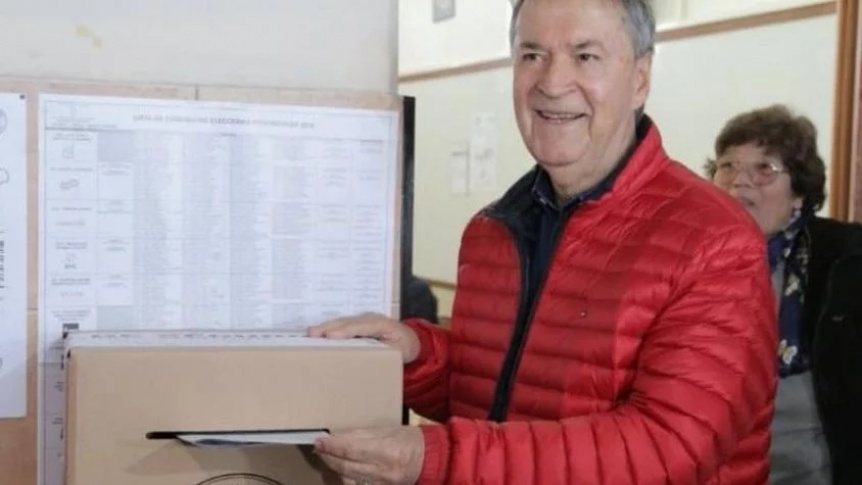 Arrasó Schiaretti y le asestó un duro golpe al Gobierno, cada vez envuelto en más interrogantes